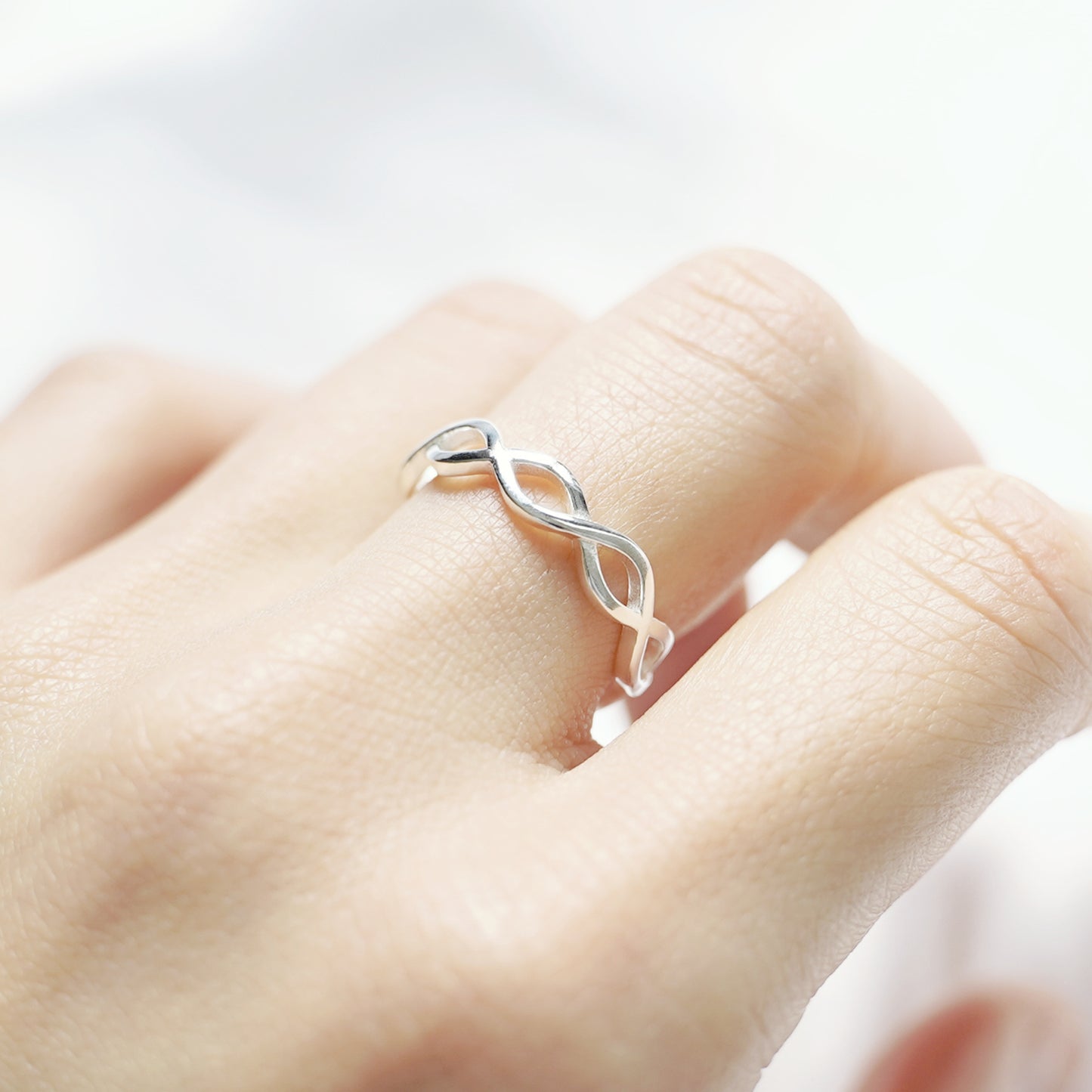 Sterling Silver Wave Ring for Women with Entwine Twist - sugarkittenlondon