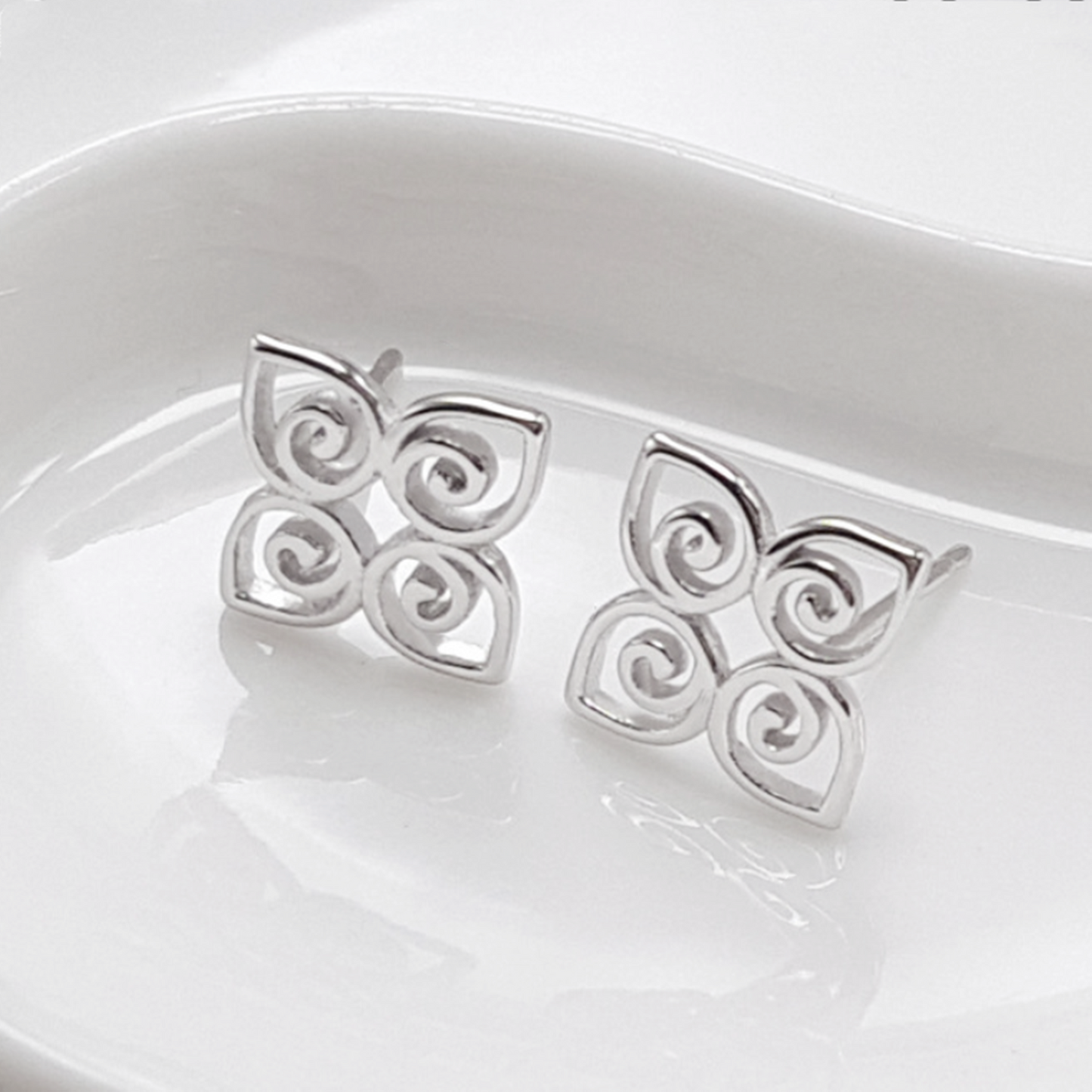 Sterling Silver Celtic Knot Square Diamond Floral Filigree Stud Earrings - sugarkittenlondon