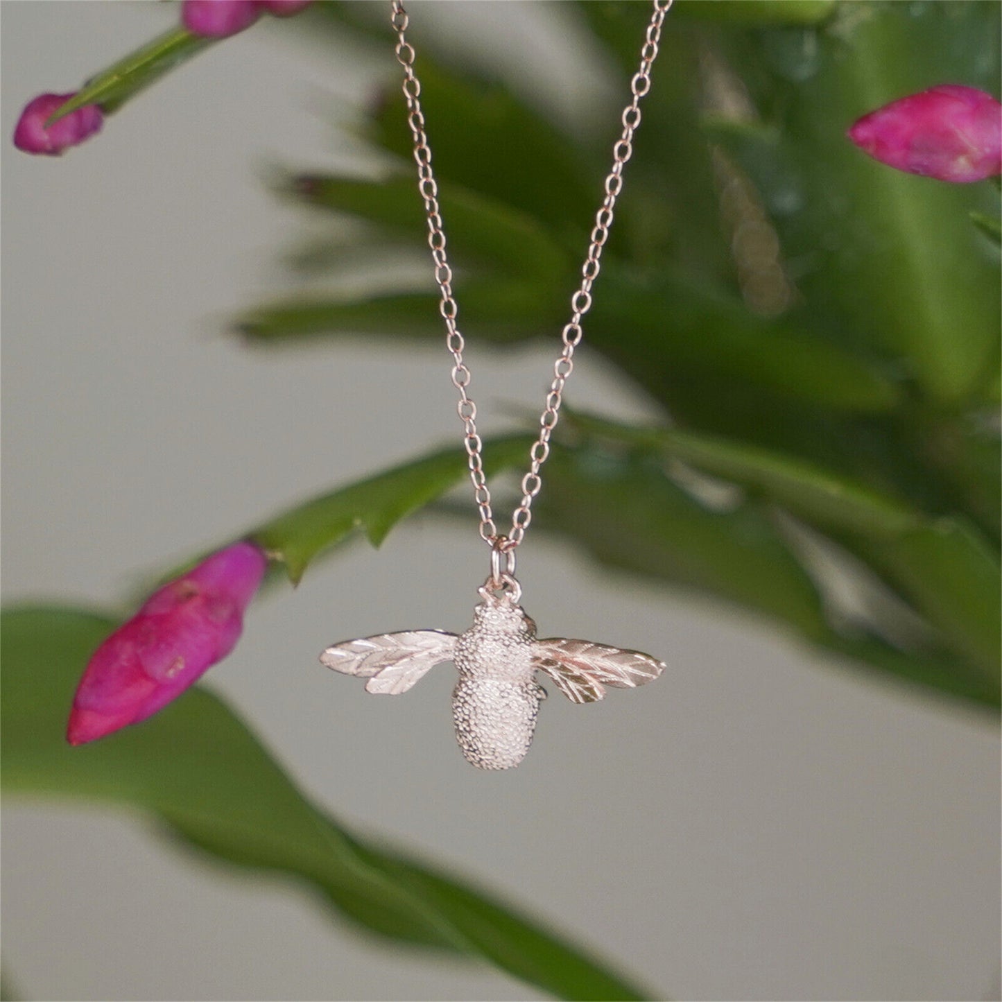 Sterling Silver Bumble Queen Bee Insect Pendant Necklace 3 Tones - sugarkittenlondon