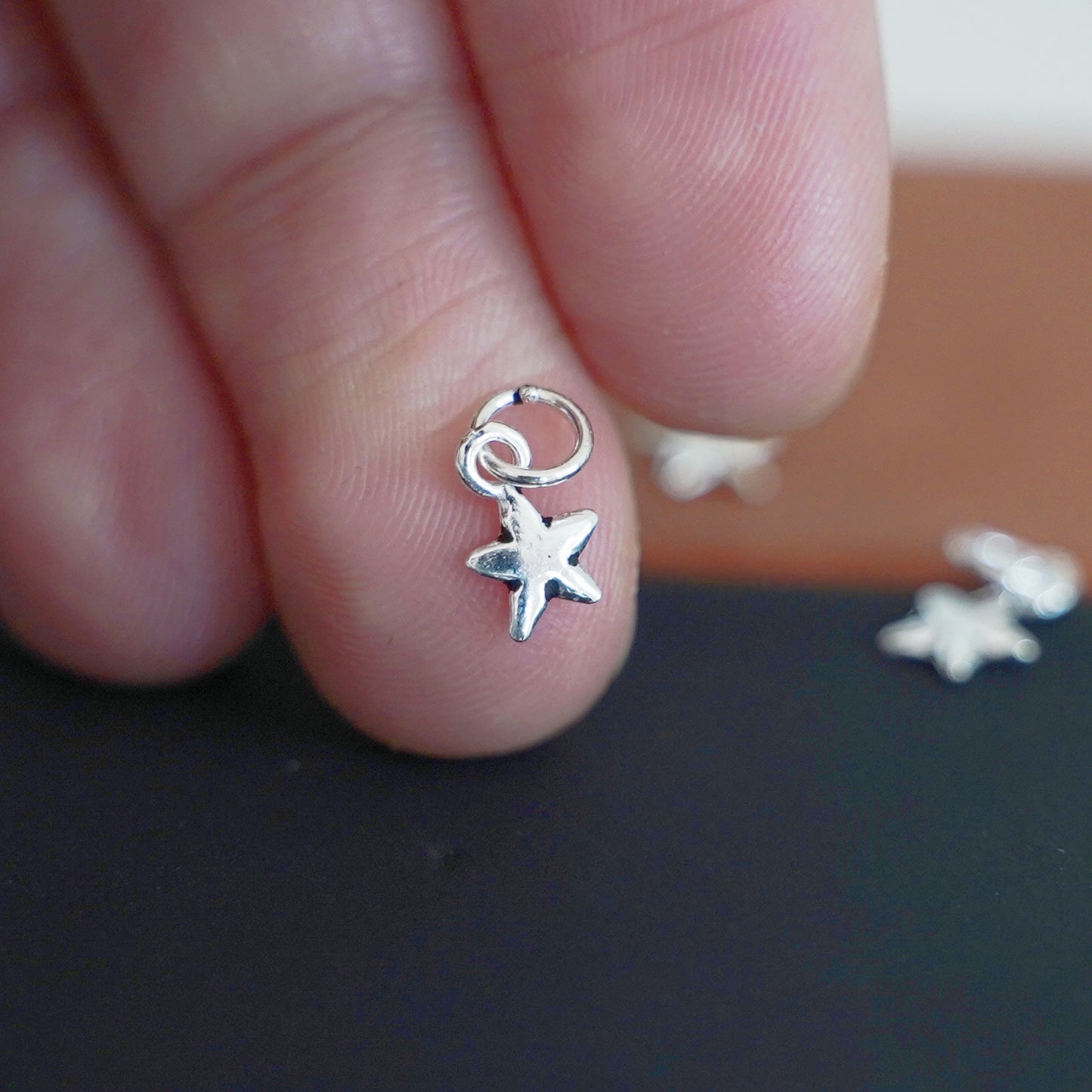 Sterling Silver Oxidized Tiny Puffy Plain Lucky Star Pendants Charms Set of 4 - sugarkittenlondon