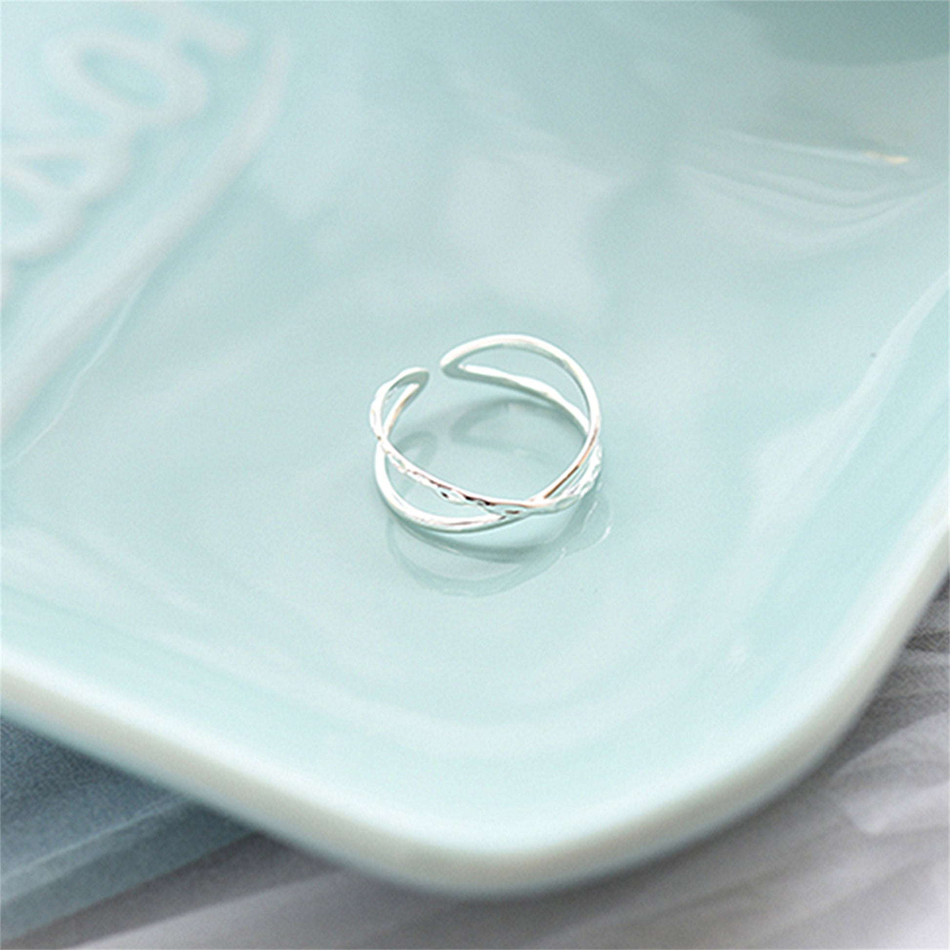 Adjustable Sterling Silver Hammered Cross Ring with Polished Finish - sugarkittenlondon