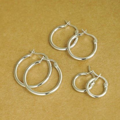 Sterling Silver 2mm Sleeper Hoop Earrings with 13mm/18mm/23mm Circle Drop