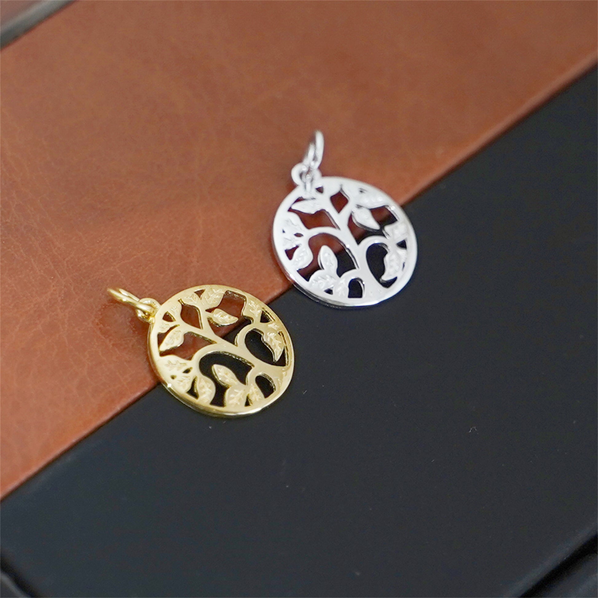 Sterling Silver Dome Circle Disc Tree of Life Family Tree Necklace 2 Tones - sugarkittenlondon