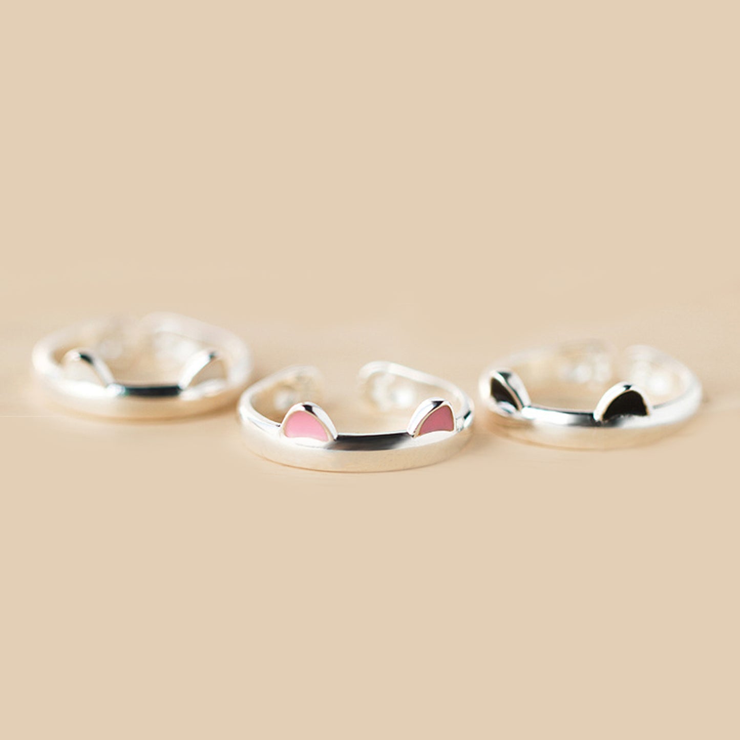 925 Sterling Silver Cat Ear Ring with Pink and Black Glazed Kitten Paw Hug