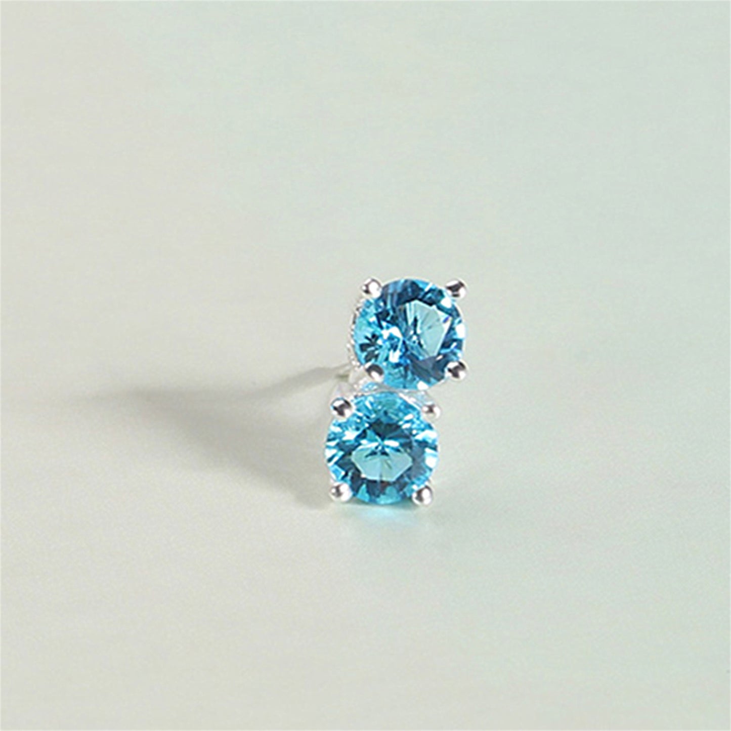 Sterling Silver 4 Claw Round 5mm CZ Stud Earrings Light Blue Aquamarine Clear White