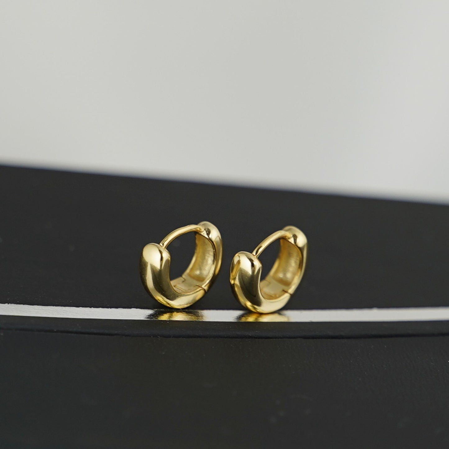 18K Gold on Sterling Silver 3mm Band Huggie Sleeper 6mm hoop earrings, 8mm & 10mm - sugarkittenlondon