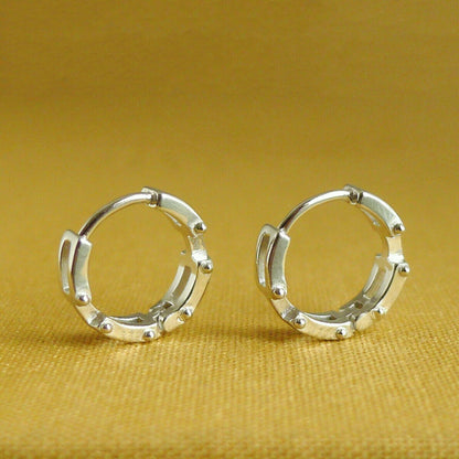 Men's and Women's Sleeper Hoop Earrings in Sterling Silver with Chain Link Design