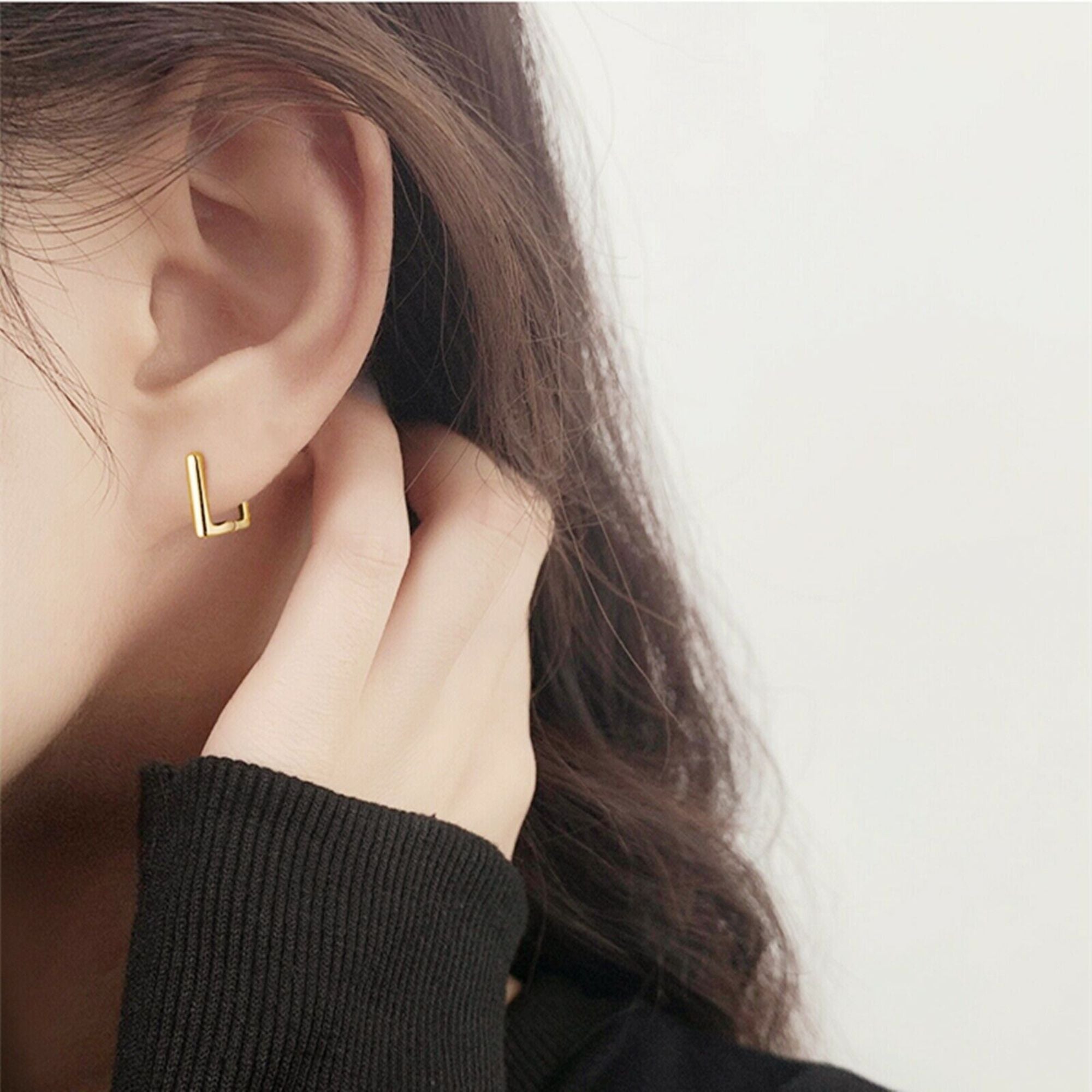 Square Hoop Earrings in 10K Yellow Gold – Ann-Louise Jewellers