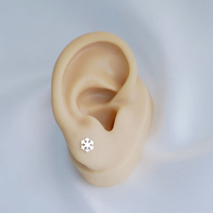Fine Silver 999 6mm Hollow Out Snowflakes Christmas Stud Earrings - sugarkittenlondon