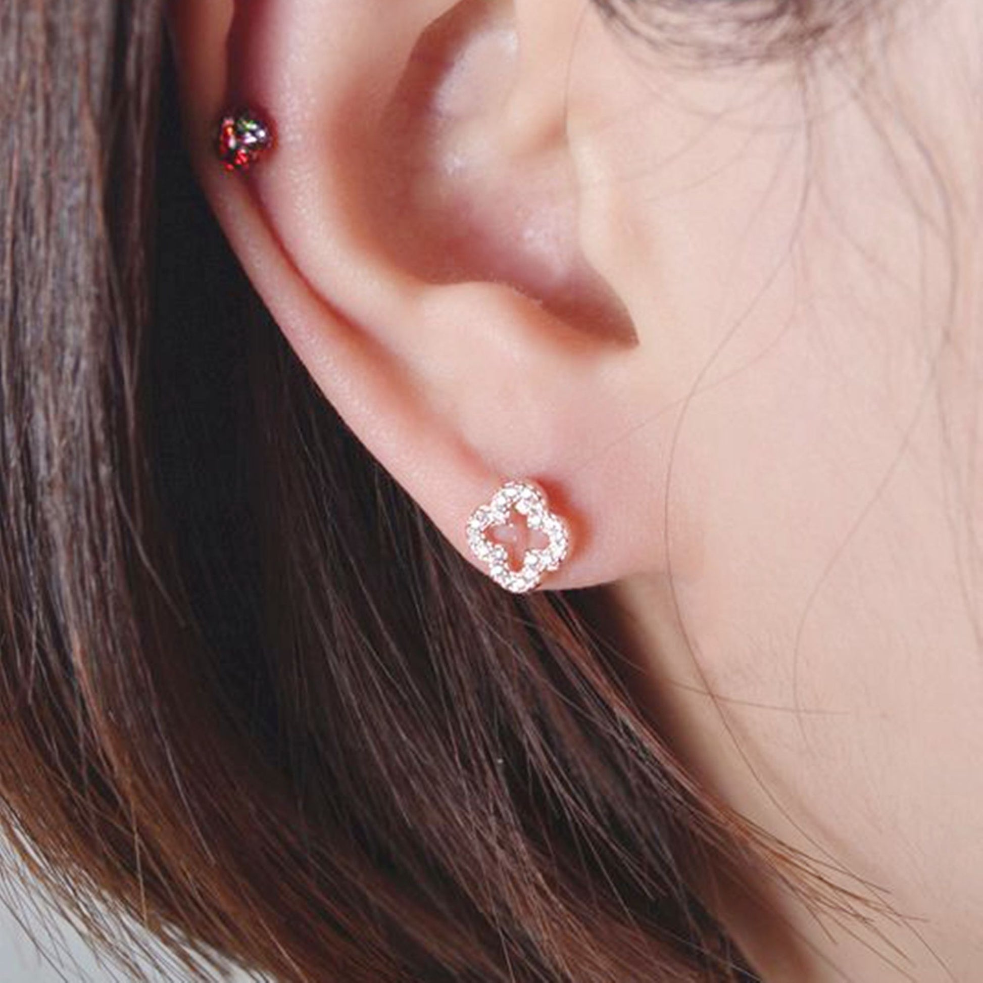 Preorder the same LV four-leaf clover round earrings – JE Beauty STORE