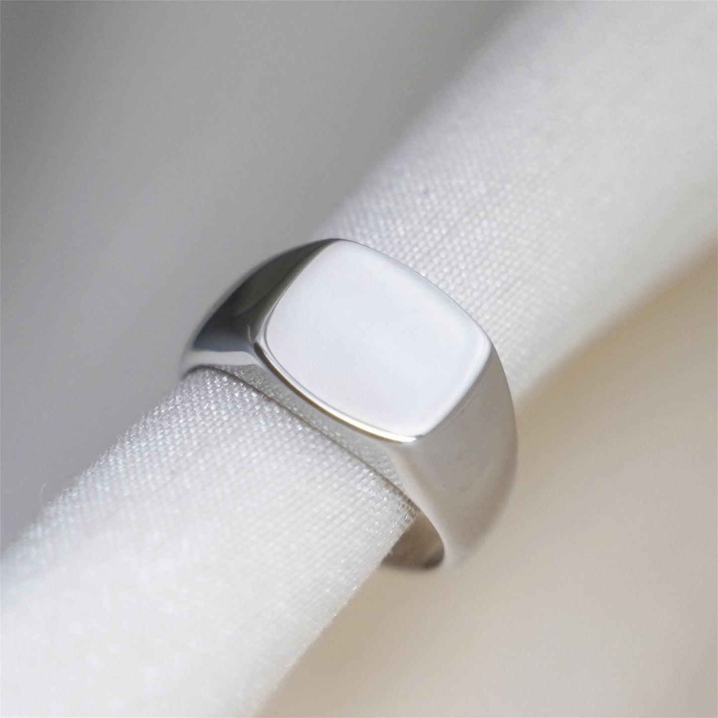 Sterling Silver Polished Cushion Square Signet Ring for Men and Women - sugarkittenlondon