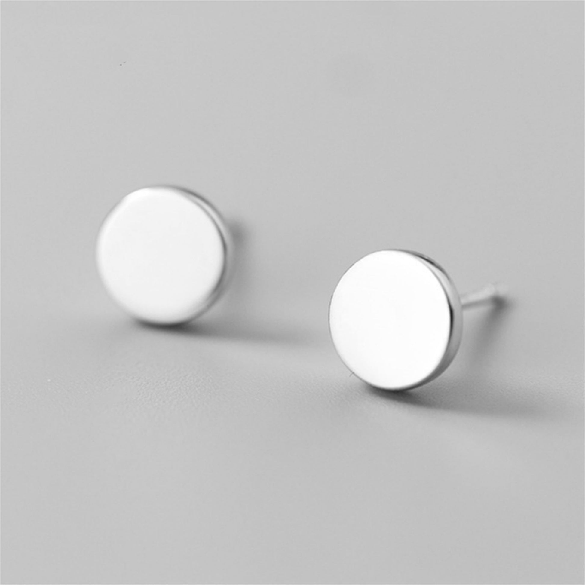 Sterling Silver Rhodium-Plated 8mm Circle Disc Stud Earrings - sugarkittenlondon
