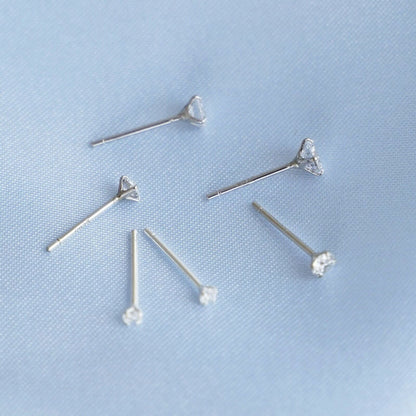 Sterling Silver 2mm 3mm 4mm Clear Round 4 Claw Cubic Zirconia Stud Earrings - sugarkittenlondon