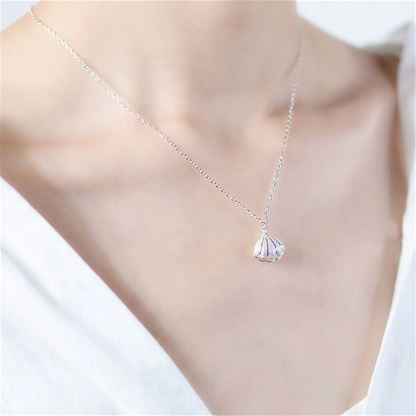 925 Sterling Silver Shell Necklace with Natural Freshwater Pearl - sugarkittenlondon