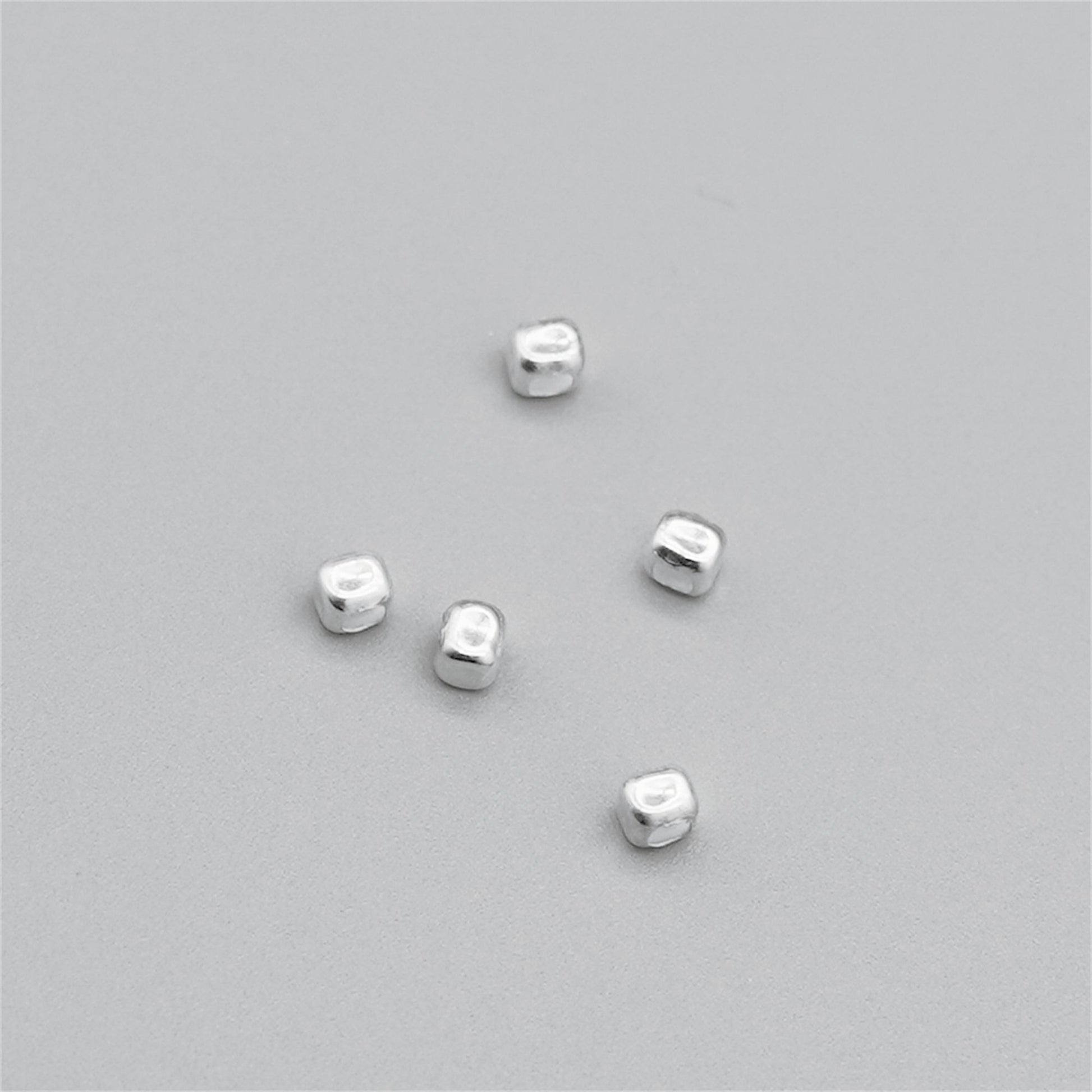 925 Sterling Silver 3mm Cube Charm pendant Beads , for Bracelets, Necklaces, and More - sugarkittenlondon