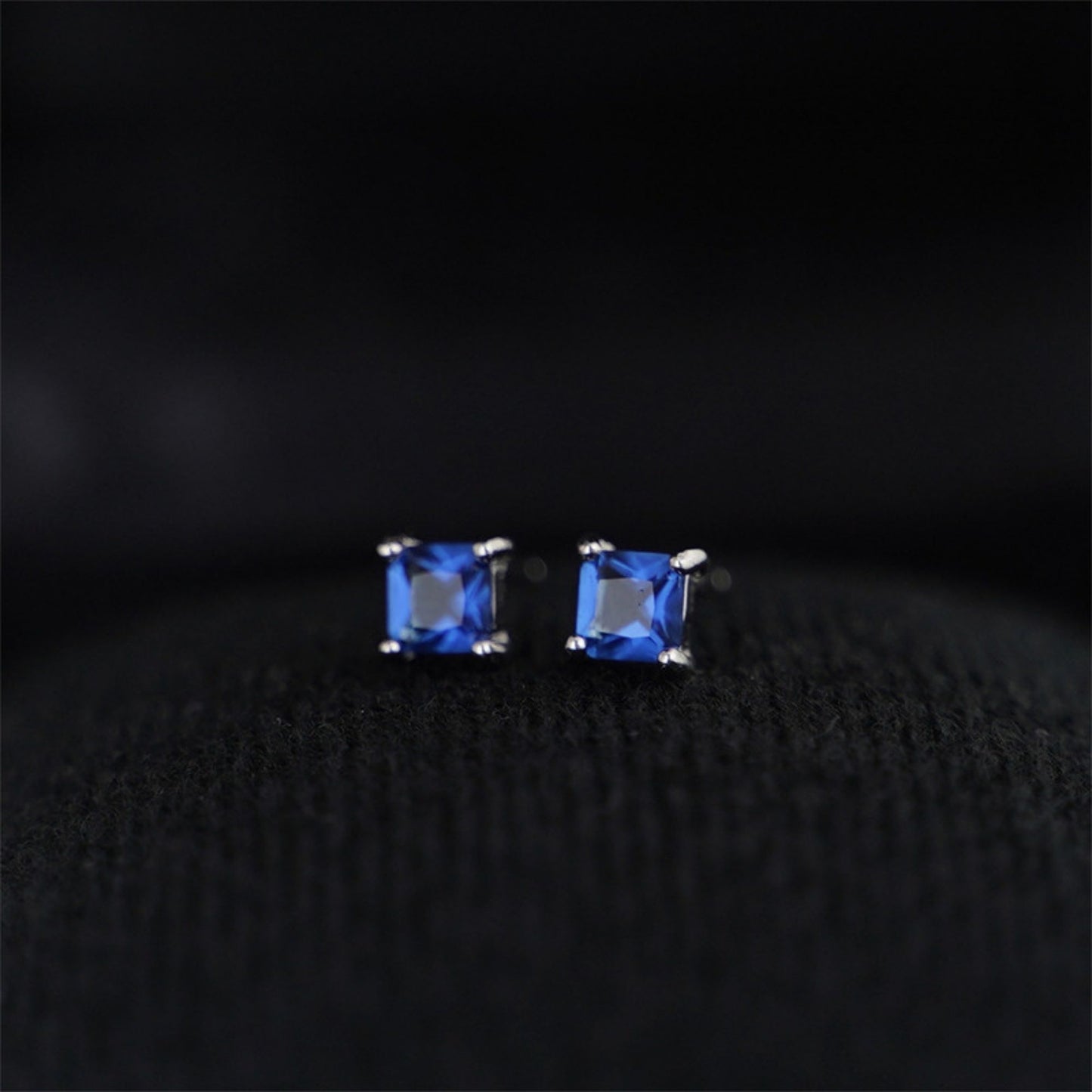 Dark Blue Flower CZ 925 Sterling Silver Square Stud Earrings