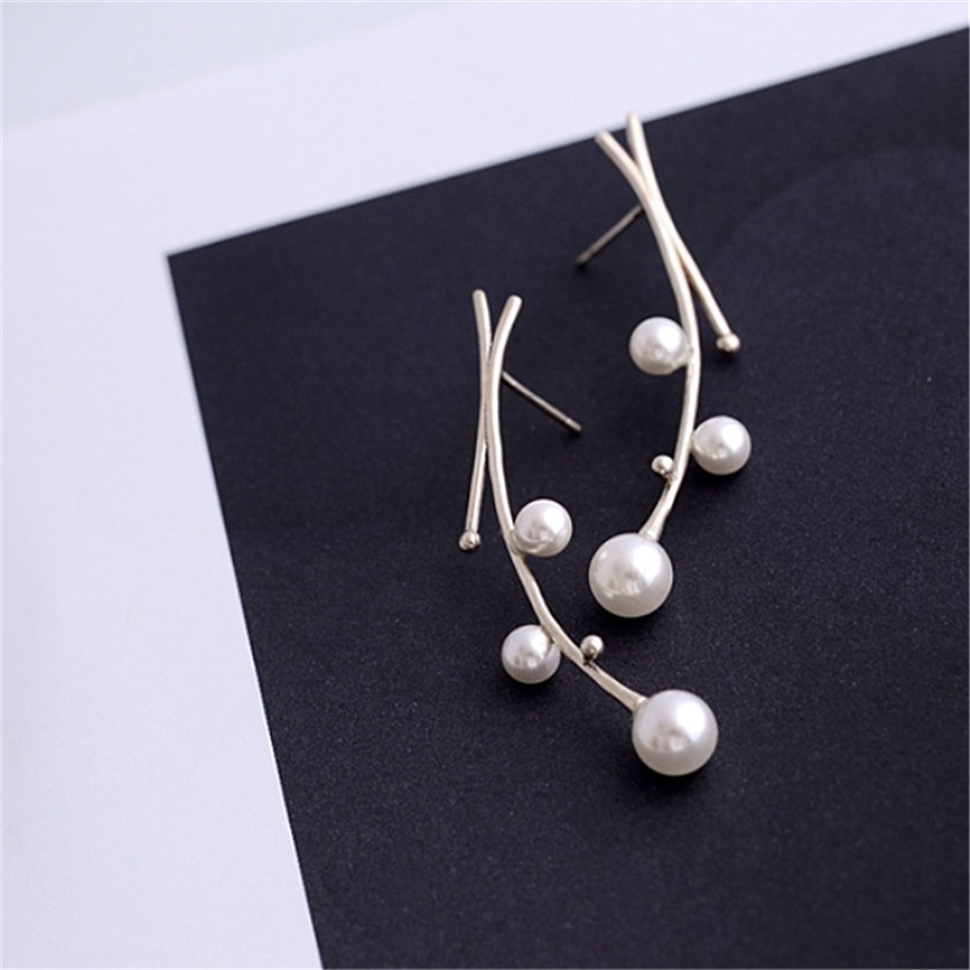 Sterling Silver Seashell Pearl Long Drop Mistletoe Branch Xmas Post Earrings - sugarkittenlondon