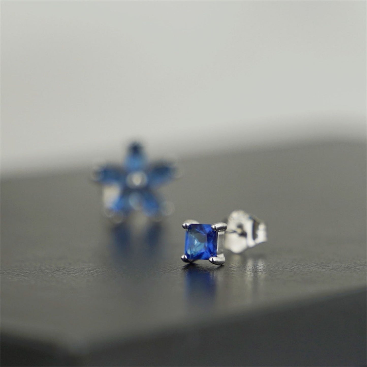 Dark Blue Flower CZ 925 Sterling Silver Square Stud Earrings