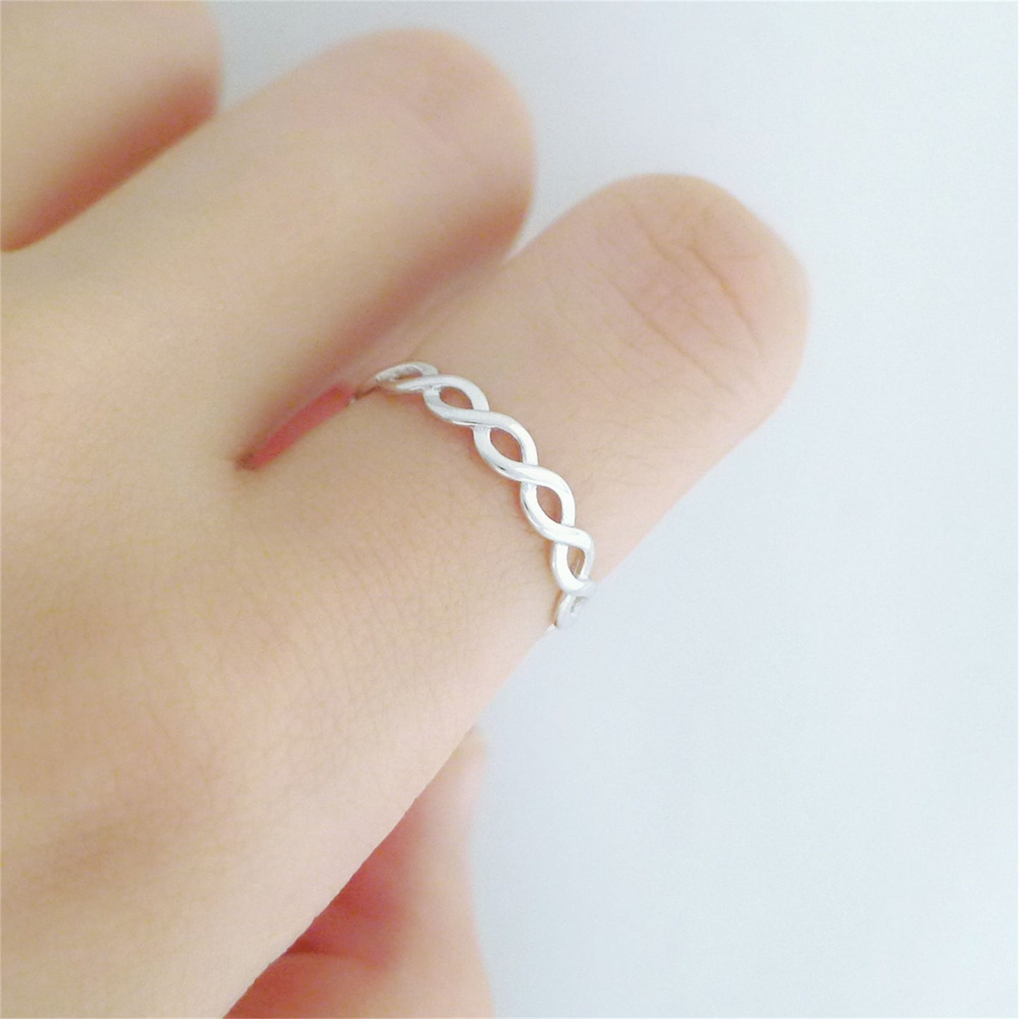 Sterling Silver Entwine Twist Love Wave Circle Infinity Open Band Ring - sugarkittenlondon