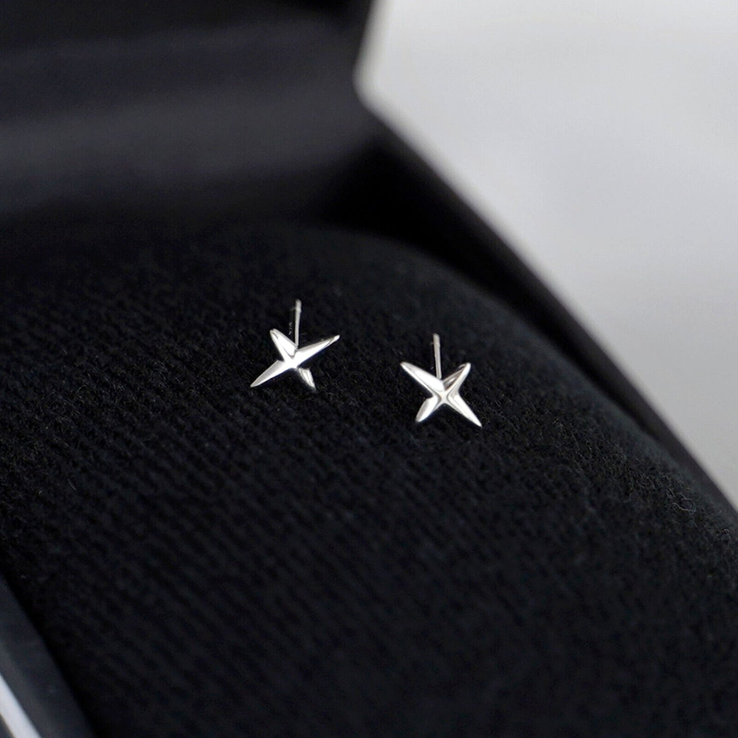 Sterling Silver 4 Pointed Star Cross Unisex Stud Earrings - sugarkittenlondon