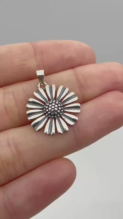 Sterling Silver 17mm Solid Oxidised Retro Daisy Sun Flower Pendant