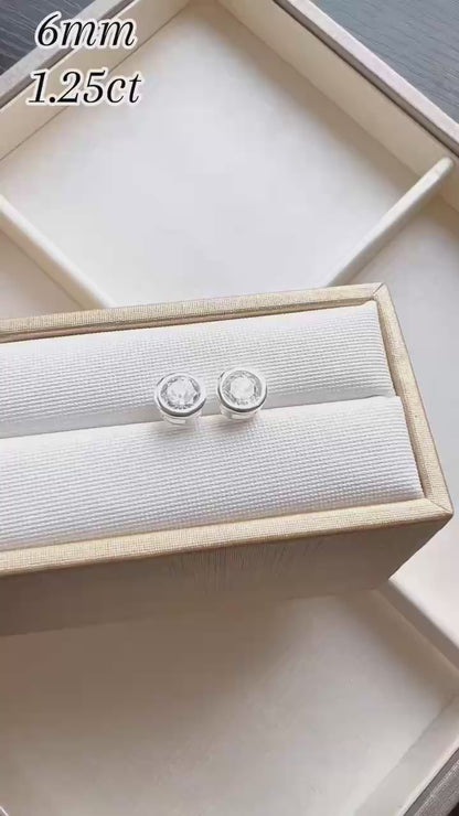 925 Sterling Silver CZ Stud Earrings with Round Bezel Setting in Clear or Black