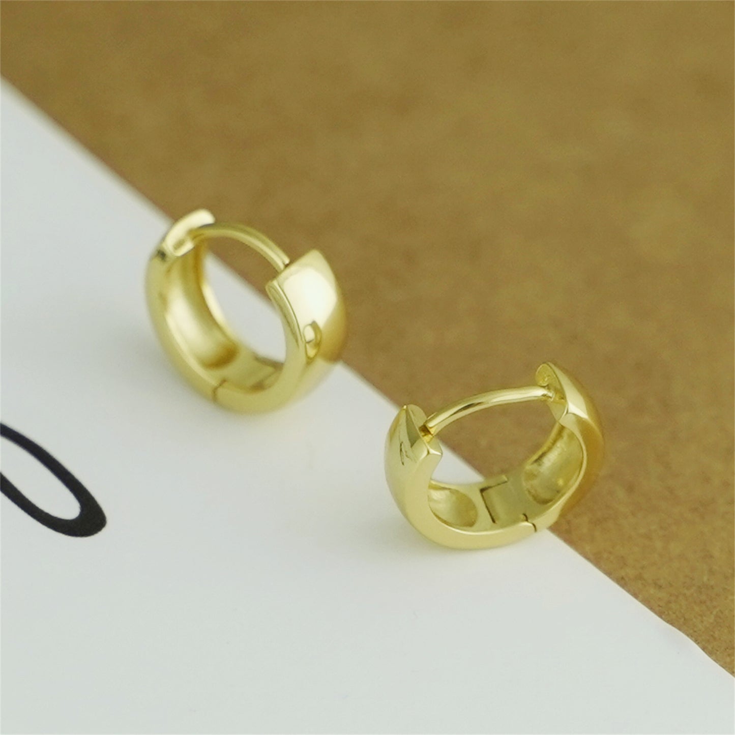 18K Gold on Sterling Silver 10mm Hoop 4.5mm Band Unisex Sleeper Hoop Earrings - sugarkittenlondon