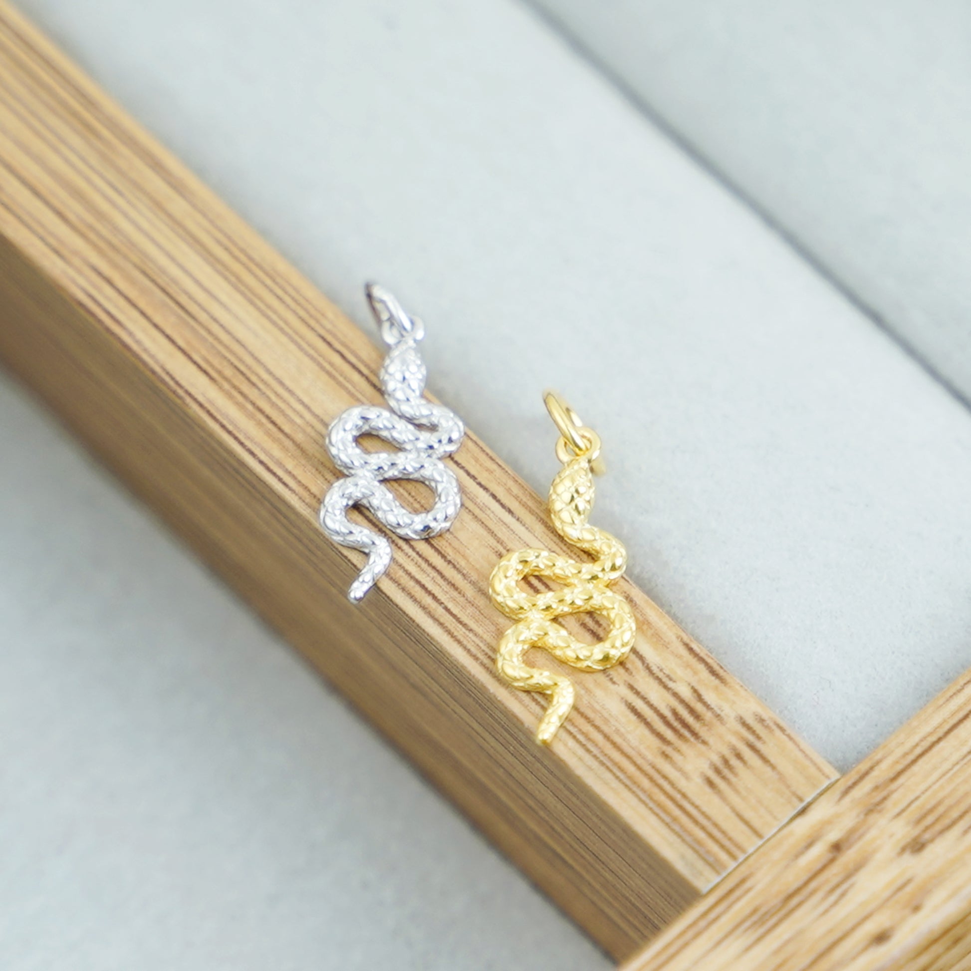 Sterling Silver Snake Charm Pendant For Earrings Necklace 2 Tones - sugarkittenlondon
