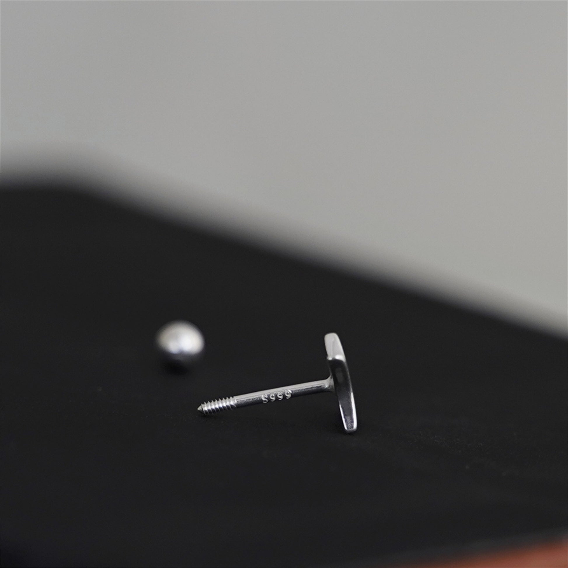 999 Fine Silver 4-Point Star 3mm Ball Barbell Bead Ball Screw Back Earrings - sugarkittenlondon