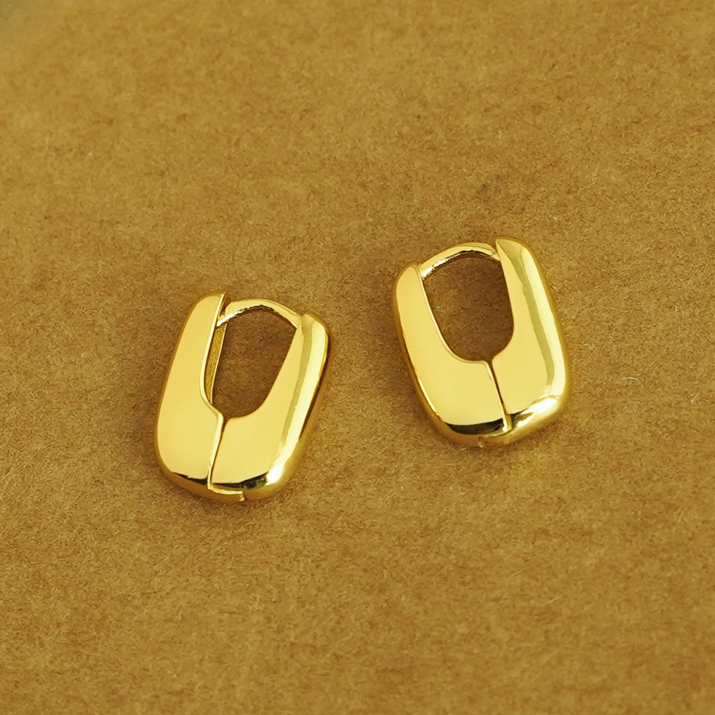 18K Gold on Sterling Silver Shiny Puffy Oval Square Hoop Huggie Unisex Earrings - sugarkittenlondon