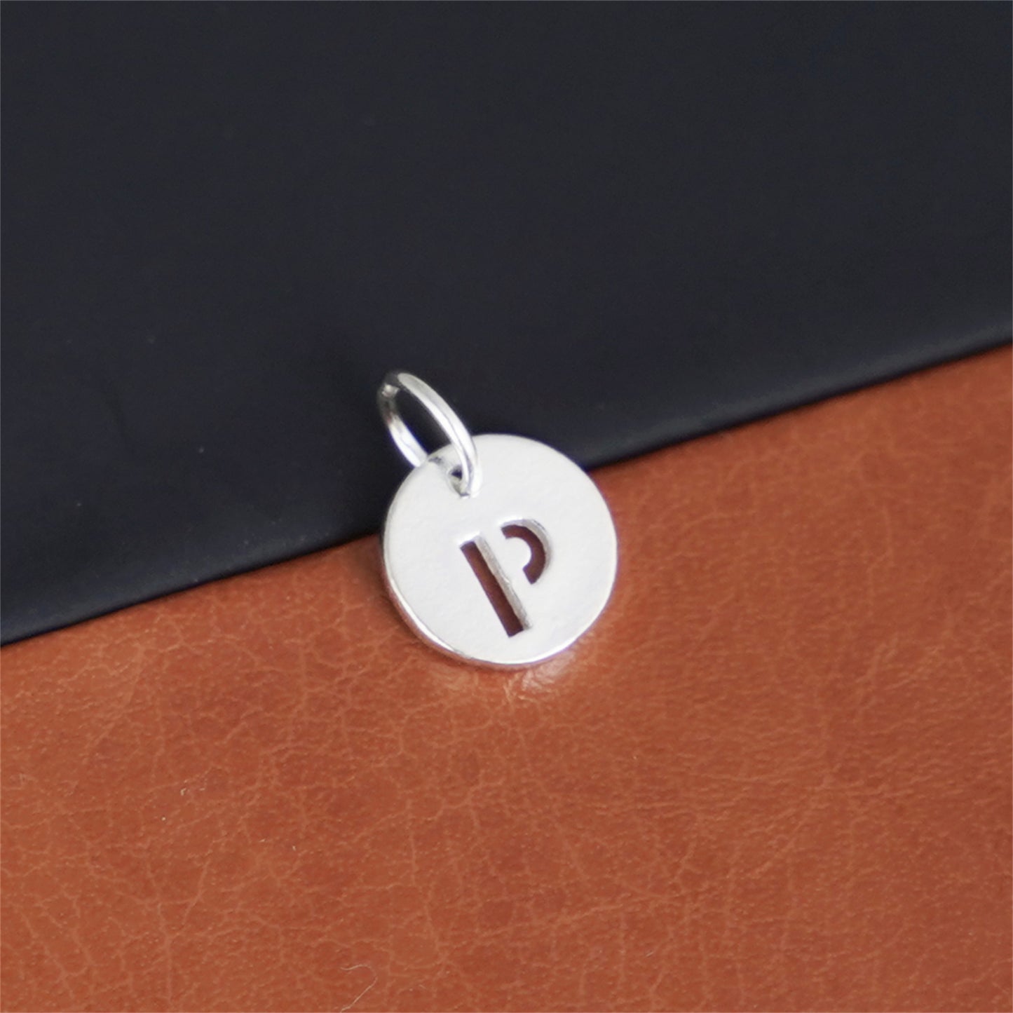 Sterling Silver A-Z Letter Alphabet Initial Disc Circle Charm Pendant - sugarkittenlondon